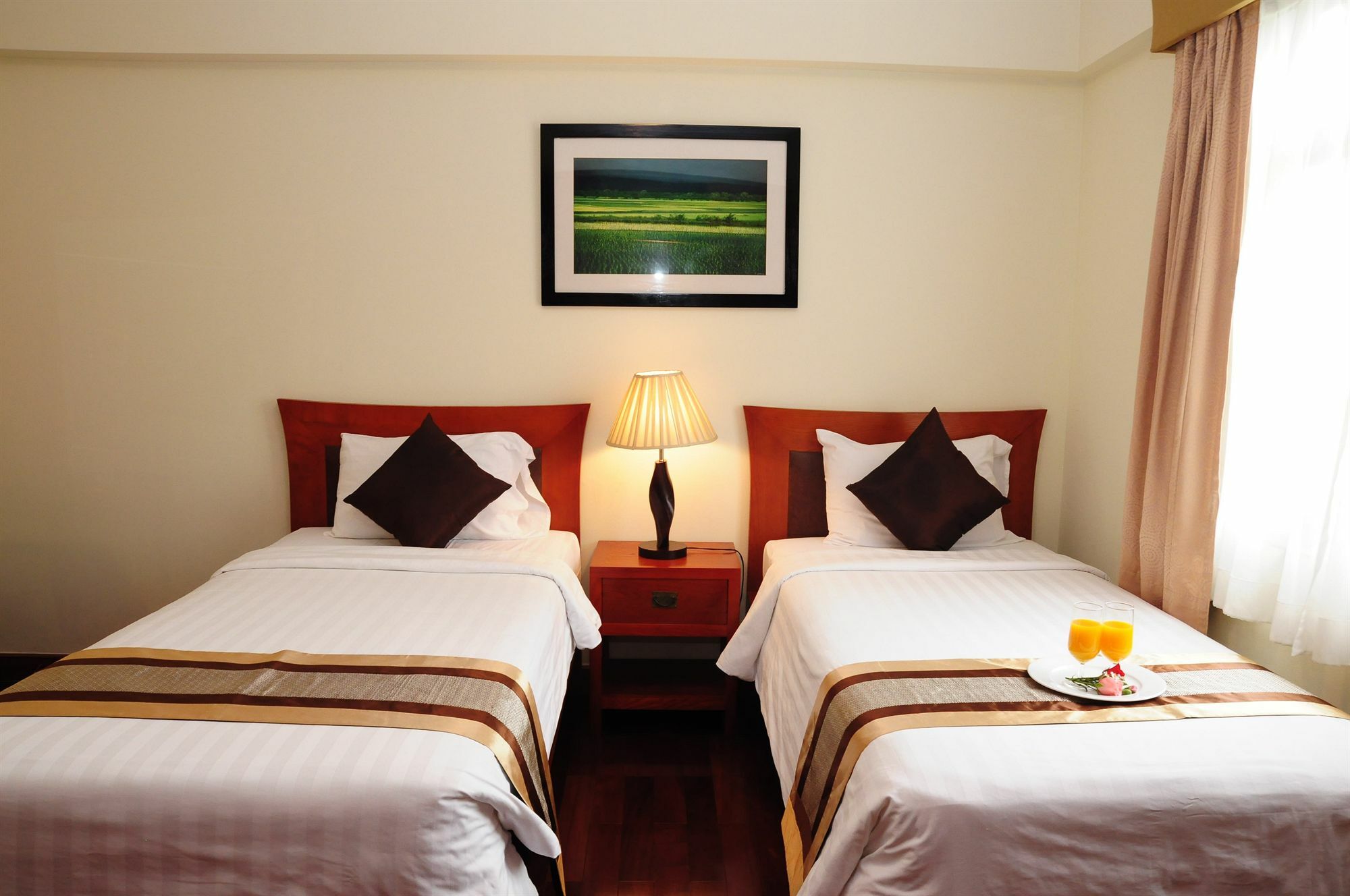 Khách sạn hẻo lánh Riverside Serviced TP. Hồ Chí Minh